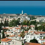 Leonidas Villa