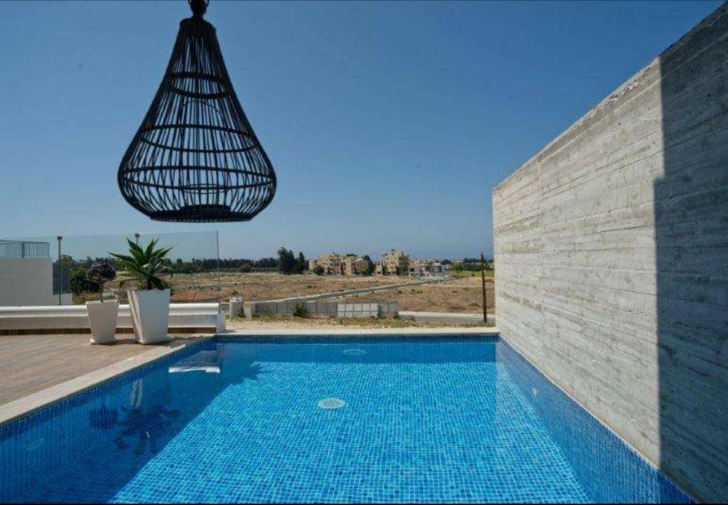Leonidas Pafos